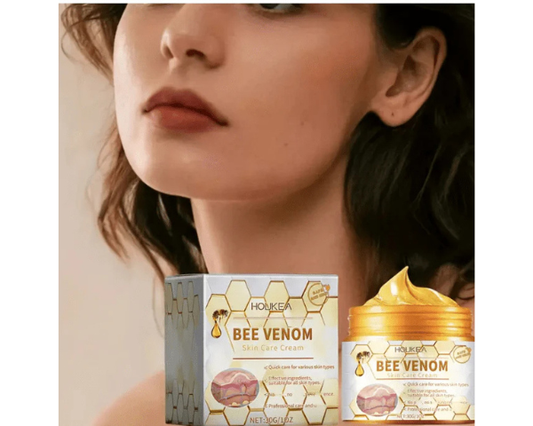 HOUKEA Bee Venom anti-aging face cream with a lightweight 30g skincare formula.