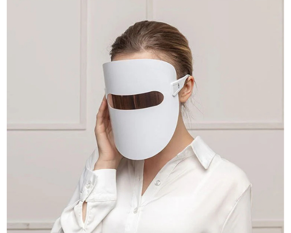 Orange light facial mask