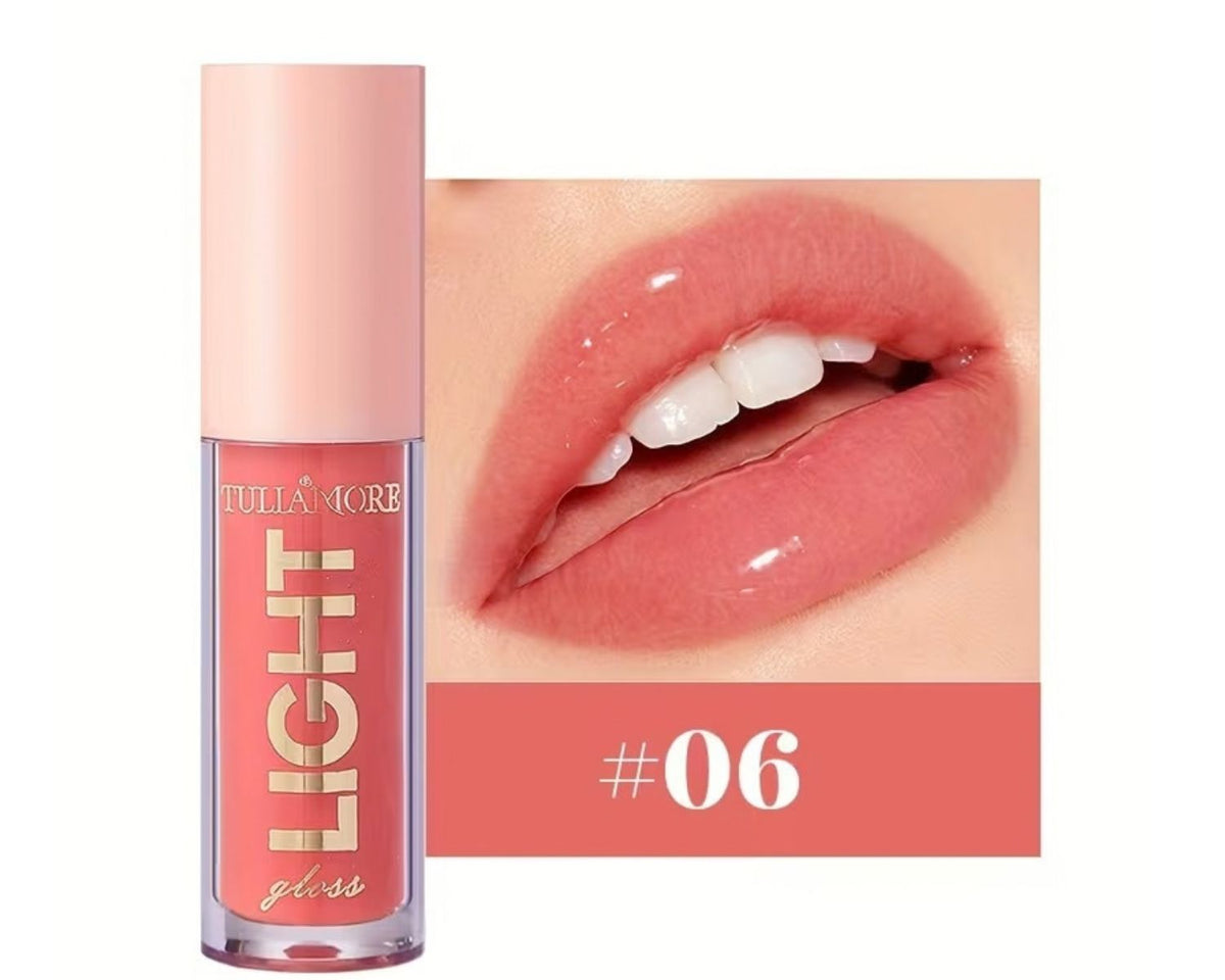 Pearlescent nude lip gloss